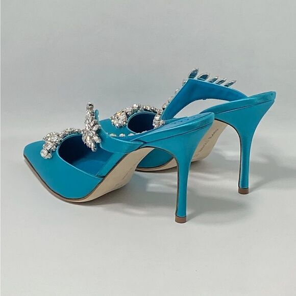 Manolo Blahnik Lurum 90 Embellished Satin Mules size 38 - Picture 9 of 13